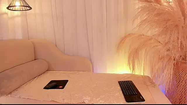 anniesweet02 online show from 10-15-25, 10:51