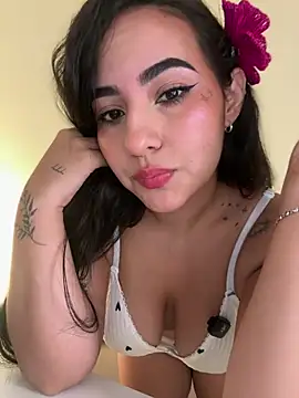 Snapshot of anniesweet02 chatting on 03-12-26, 09:19 anniesweet02 online show from 03-12-26, 09:19