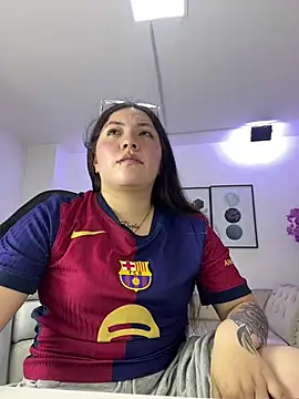 Snapshot of Isa_reel chatting on 04-22-26, 07:53 Isa reel online show from 04-22-26, 07:53