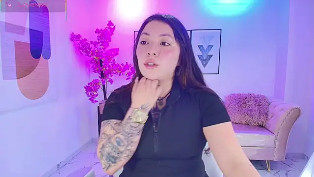 Snapshot of Isa_reel chatting on 10-14-25, 07:47 Isa reel online show from 10-14-25, 07:47