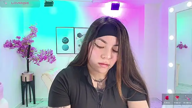 Snapshot of Isa_reel chatting on 09-17-25, 07:49 Isa reel online show from 09-17-25, 07:49