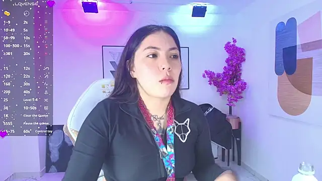Snapshot of Isa_reel chatting on 05-17-26, 12:27 Isa reel online show from 05-17-26, 12:27