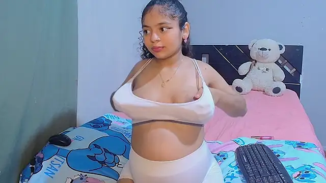 Winnifer Gonzal online show from 09-09-25, 03:05