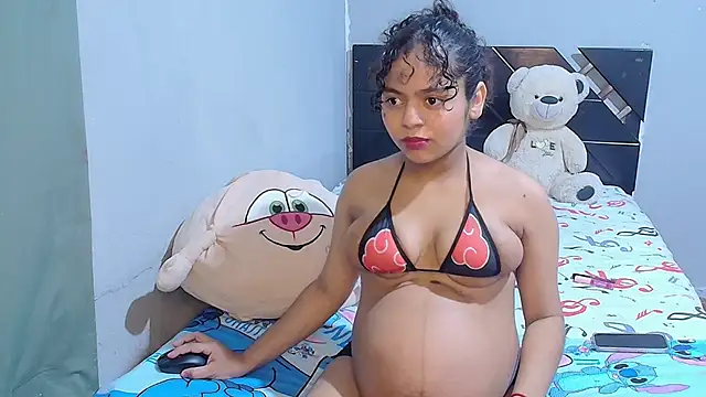 Winnifer Gonzal online show from 10-20-25, 03:30