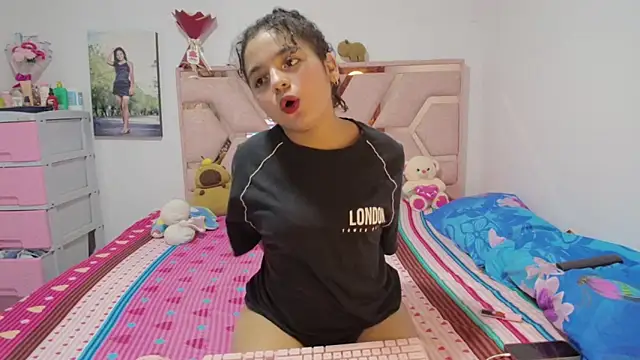 Winnifer Gonzal online show from 03-28-26, 03:40