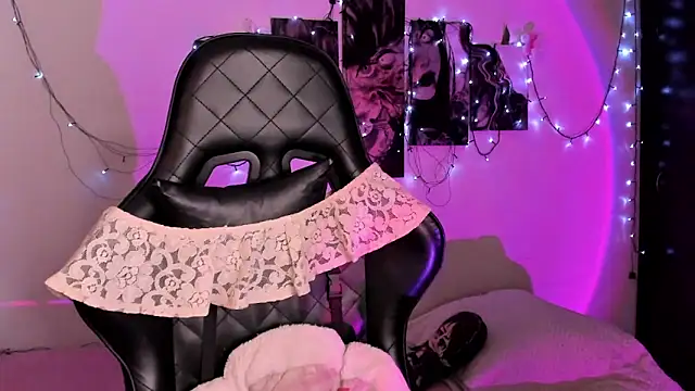 willow poisson online show from 11-10-25, 05:29