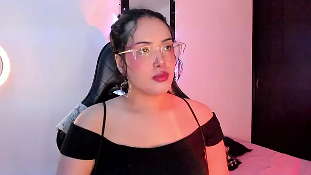 willow poisson online show from 07-21-26, 09:27
