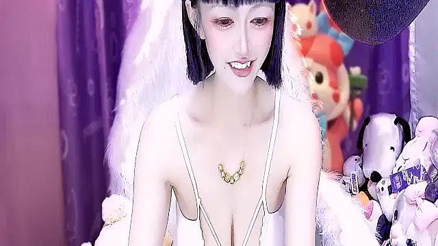 kumamon- online show from 11-13-25, 04:00