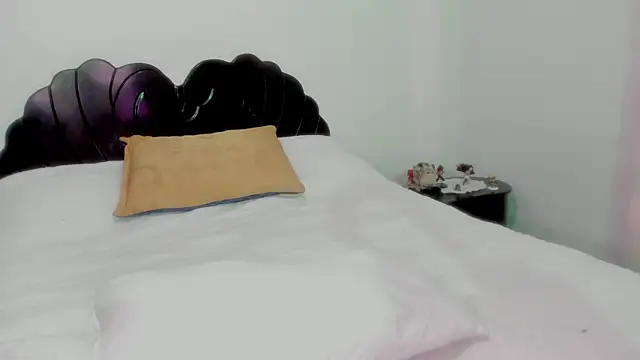 emilydolshe2 online show from 01-29-25, 03:26