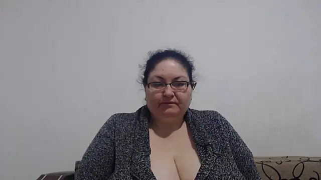 Snapshot of Nykyxo chatting on 04-22-26, 03:35 Nykyxo online show from 04-22-26, 03:35