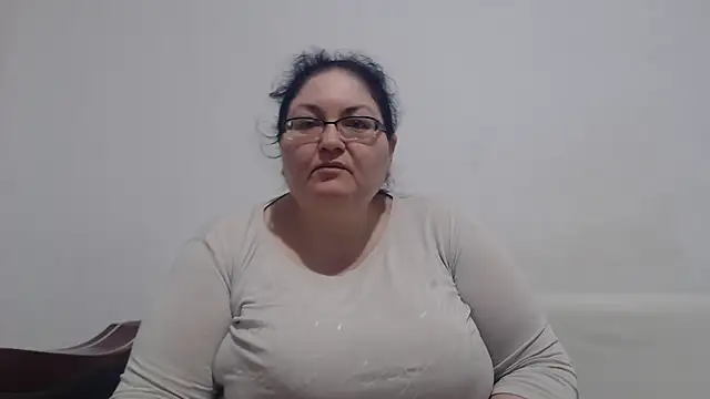 Snapshot of Nykyxo chatting on 04-12-26, 05:49 Nykyxo online show from 04-12-26, 05:49