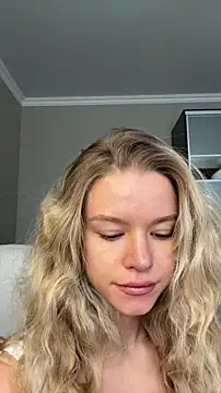 JessIsLove online show from 03-09-26, 05:00