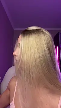 JessIsLove online show from 01-11-26, 05:03