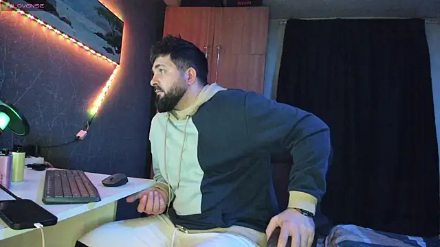 Eduu2322 online show from 03-04-25, 11:00