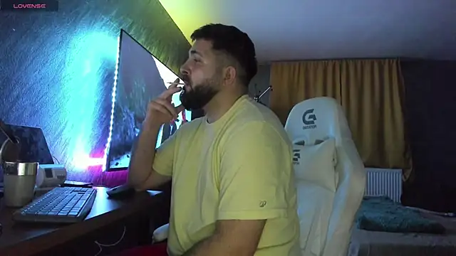 Snapshot of Eduu2322 chatting on 01-07-26, 10:26 Eduu2322 online show from 01-07-26, 10:26