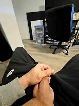 Cemg online show from 02-07-26, 04:37