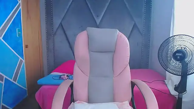 MeganMilF2 online show from 02-10-26, 03:00