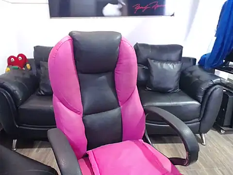 MeganMilF2 online show from 07-24-26, 03:52