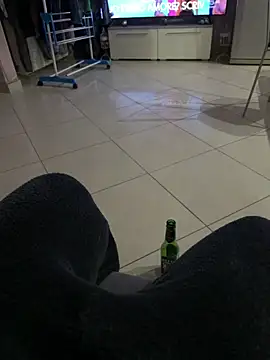 Snapshot of EleonoraMora86 chatting on 02-14-25, 02:39 EleonoraMora86 online show from 02-14-25, 02:39