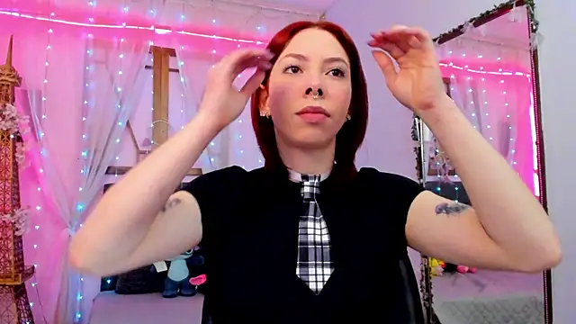 laura olssen online show from 09-26-25, 12:23