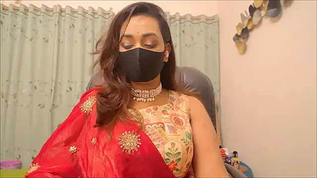 OH-Monica online show from 11-27-25, 08:42