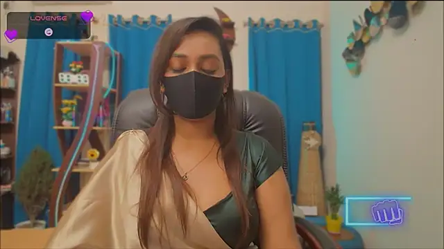 Snapshot of OH-Monica chatting on 02-25-26, 04:51 OH-Monica online show from 02-25-26, 04:51