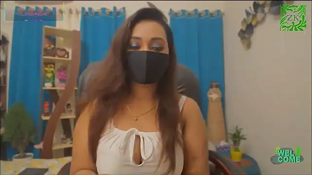 Snapshot of OH-Monica chatting on 01-18-26, 10:35 OH-Monica online show from 01-18-26, 10:35