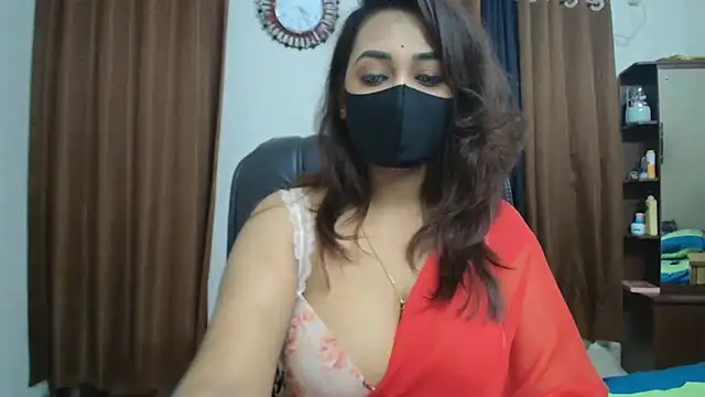 Snapshot of OH-Monica chatting on 09-19-25, 10:25 OH-Monica online show from 09-19-25, 10:25