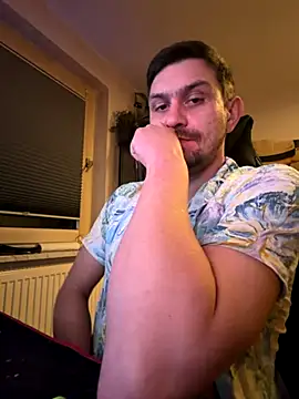 Shaiiboy online show from 12-01-25, 04:24