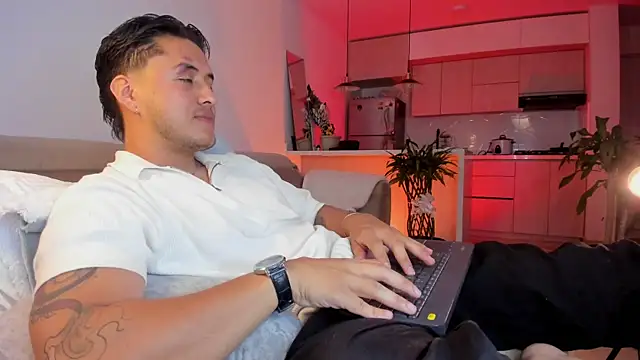 Chriskyle  online show from 01-15-26, 02:15