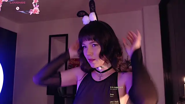 CherryBlossom    online show from 03-26-26, 02:43