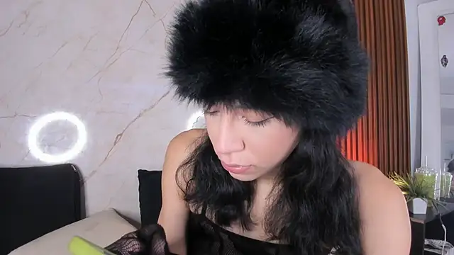 Snapshot of AdammClark1 chatting on 03-22-25, 08:59 AdammClark1 online show from 03-22-25, 08:59