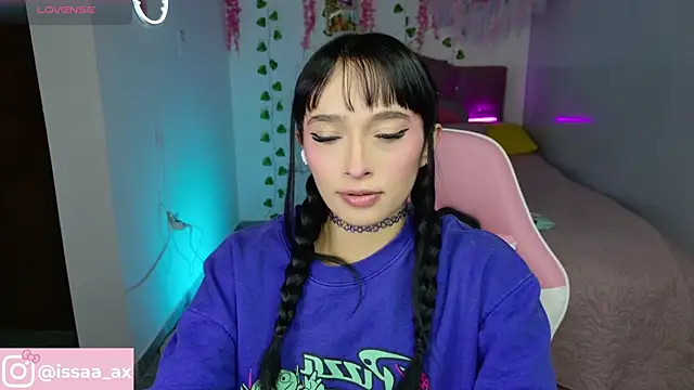 issagarcia online show from 10-07-25, 01:06