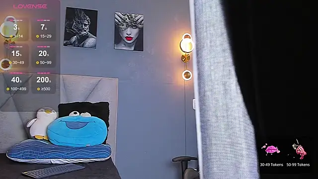 Adrian Torres  online show from 10-19-25, 03:59