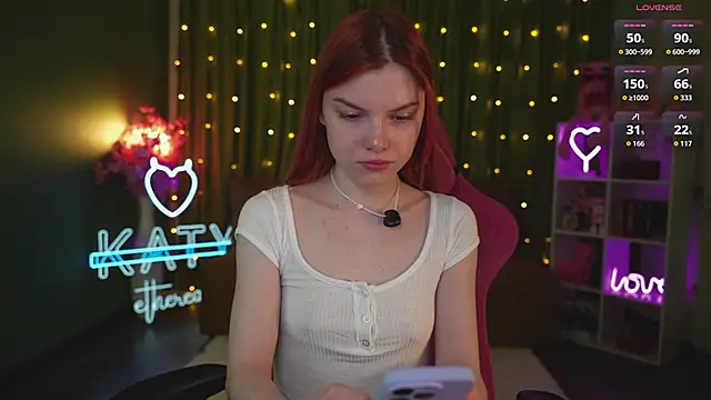 Snapshot of Katy__Ethereal chatting on 09-20-25, 02:38 Katy Ethereal online show from 09-20-25, 02:38