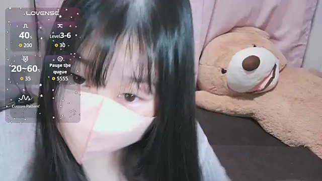 yuinyan3150 online show from 01-12-26, 07:20