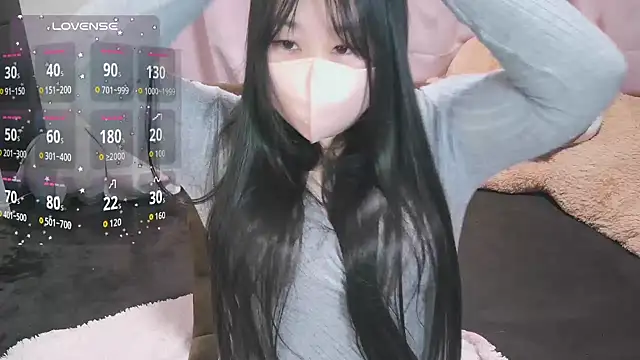 yuinyan3150 online show from 11-21-25, 03:38