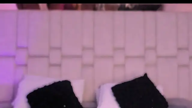 mary kisses online show from 12-03-25, 09:25