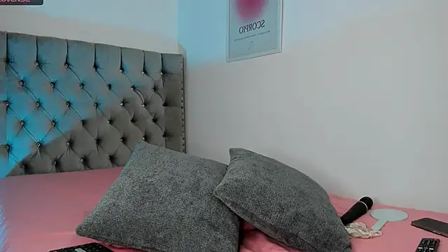 MafeOlimpo online show from 01-08-26, 09:21