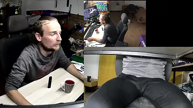 Snapshot of Happy_Michal chatting on 10-16-25, 04:04 Happy Michal online show from 10-16-25, 04:04