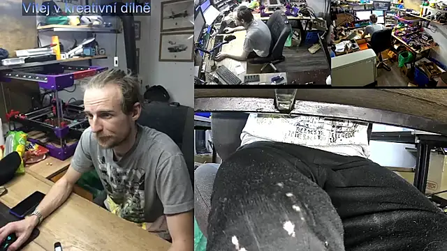 Snapshot of Happy_Michal chatting on 02-10-25, 11:25 Happy Michal online show from 02-10-25, 11:25