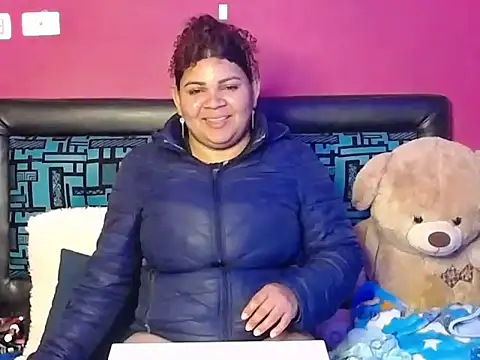 Snapshot of karolhot916 chatting on 10-04-25, 12:56 karolhot916 online show from 10-04-25, 12:56