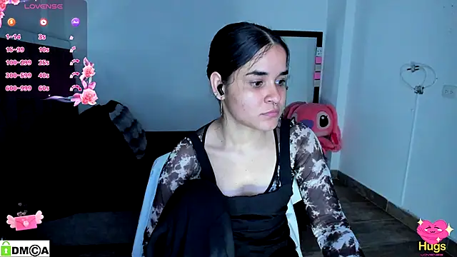 Snapshot of SweetMegan_1 chatting on 09-29-25, 10:48 SweetMegan 1 online show from 09-29-25, 10:48