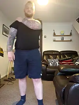 iang6348 online show from 10-18-25, 03:03