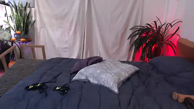 MsSamantha online show from 10-30-25, 12:20