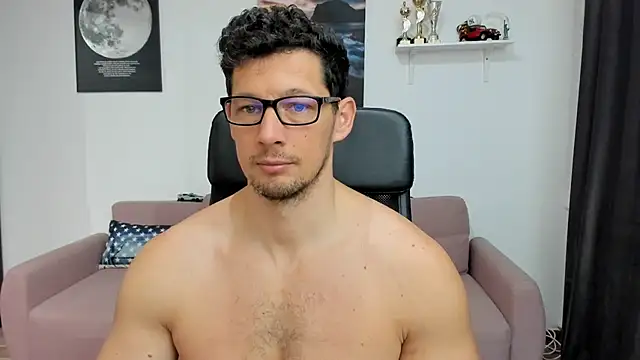 BrutusK08 online show from 03-18-25, 07:22