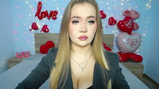 StacyYellig online show from 02-17-25, 09:03