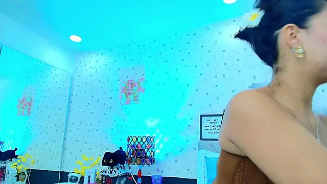 JulietaReyess online show from 02-05-26, 11:50