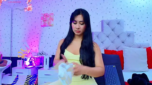 JulietaReyess online show from 03-03-26, 11:50