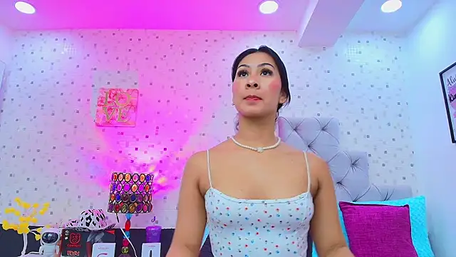 JulietaReyess online show from 01-09-26, 12:01